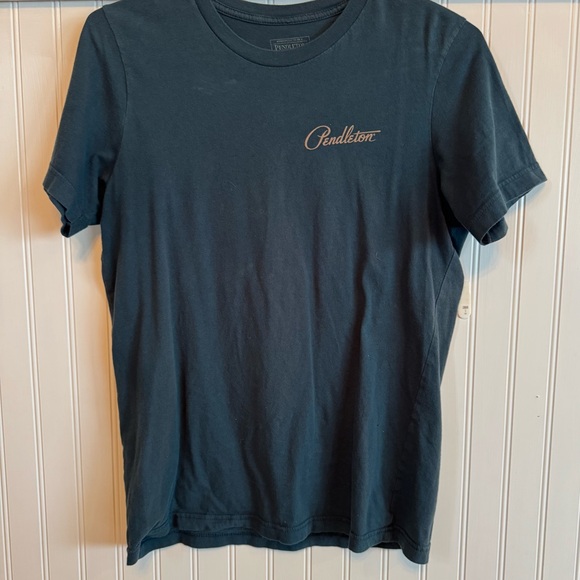 Pendleton Tops - Pendleton Women’s Dark Blue Short Sleeve Tee Geometric Design Size Medium